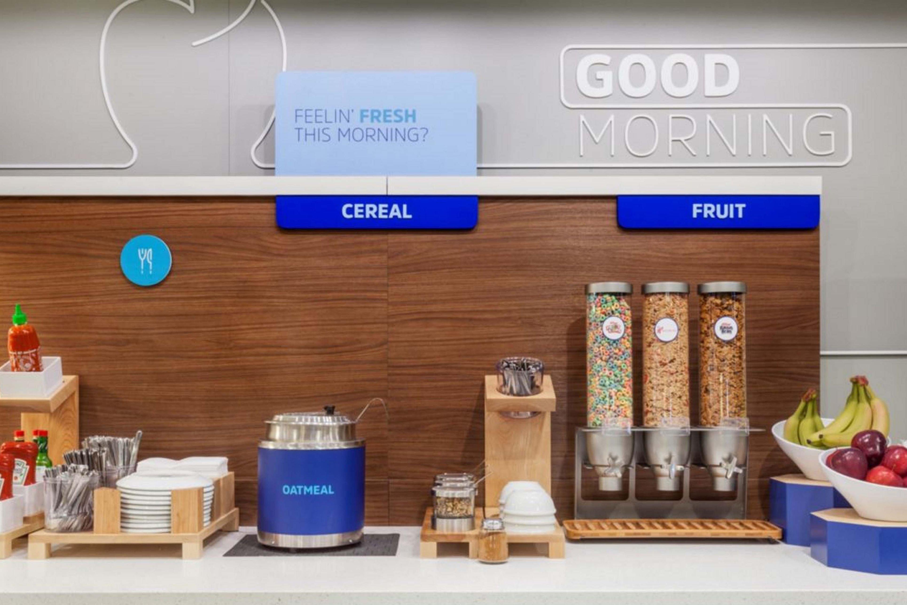 Holiday Inn Express Hotel & Suites Marshall By Ihg Eksteriør billede