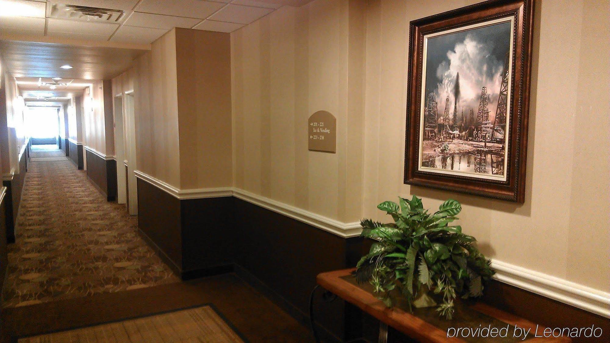 Holiday Inn Express Hotel & Suites Marshall By Ihg Eksteriør billede